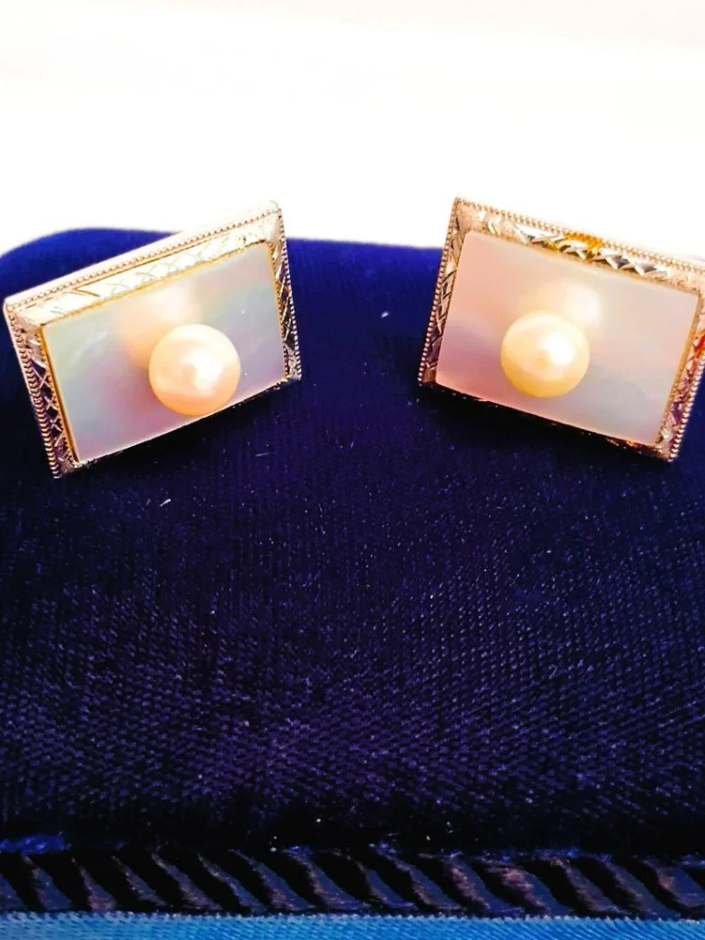 MOP & Pearl Rectangle Cufflinks Vintage Silver Tone Inlay Beveled Scroll